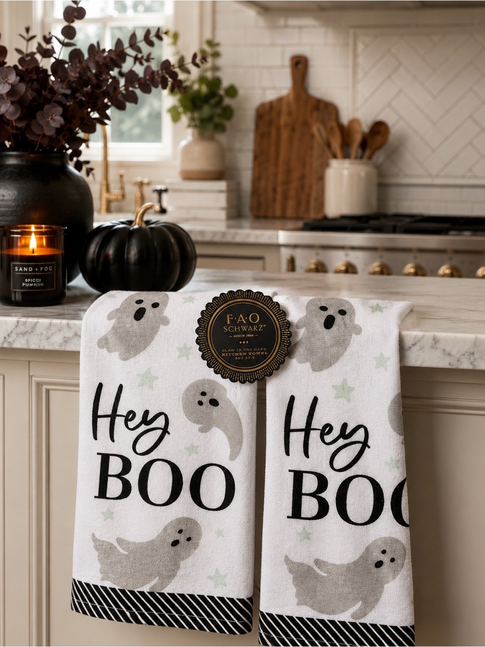 NWT FAO Schwarz Glow in the Dark Halloween Kitchen Towels Set of 2 Hey Boo Ghost